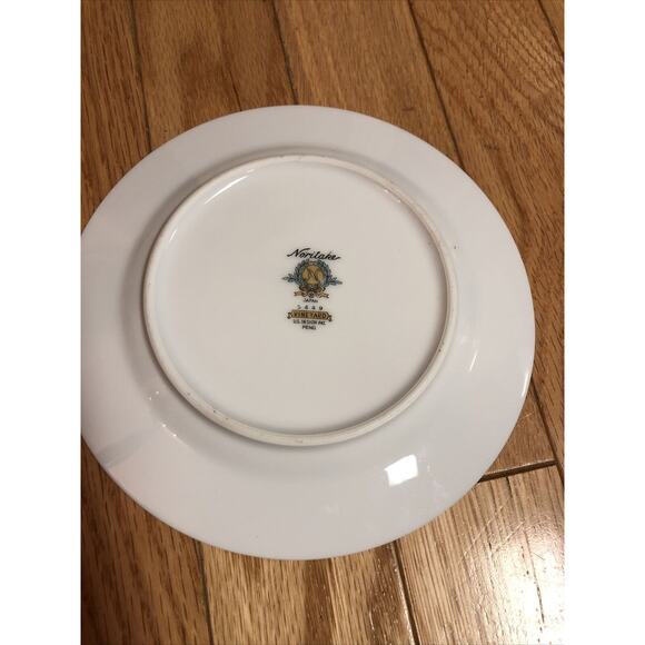 Noritake VINEYARD‎ #6449 - BREAD AND BUTTER PLATE - platinum trim - Picture 4 of 4